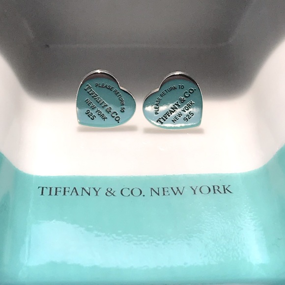 Tiffany & Co. Jewelry - ⚡️flash sale⚡️Tiffany mini RTT Heart Earrings